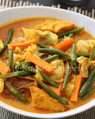 LAUK RAYA FROZEN (to be delivered/ collection on Eve of Raya; 20th of March)